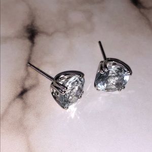 14k White Gold Aquamarine Stud Earrings